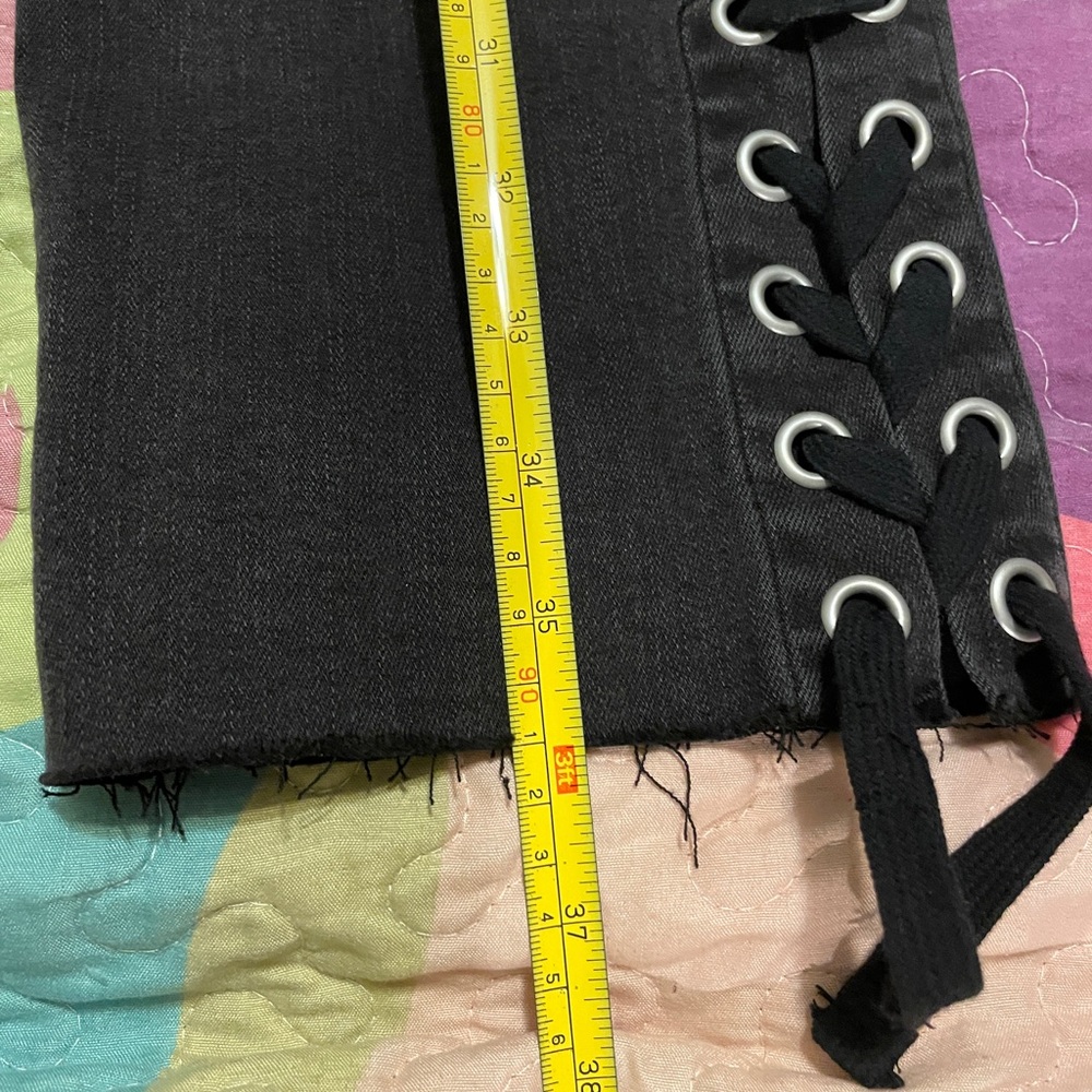 Silver Jeans Mazy Slim 33 with grommet and lace up at ankles - Picture 8 of 9